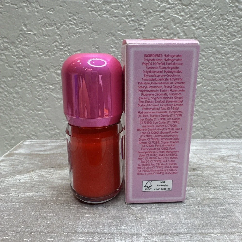 $18 🌙 Too Faced Love Flush Glowing Liquid Blush, Roses Are Red NEW